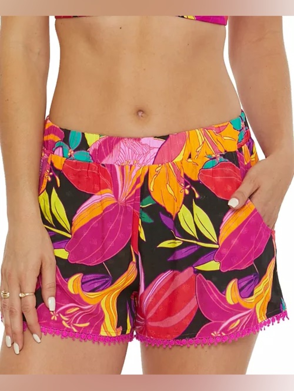 NWT Trina Turk Solar Floral Shorts, size XS